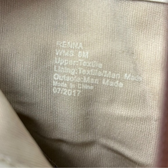 Kenneth Cole Renna Velvet Embroidery Booties 8 - Picture 7 of 9